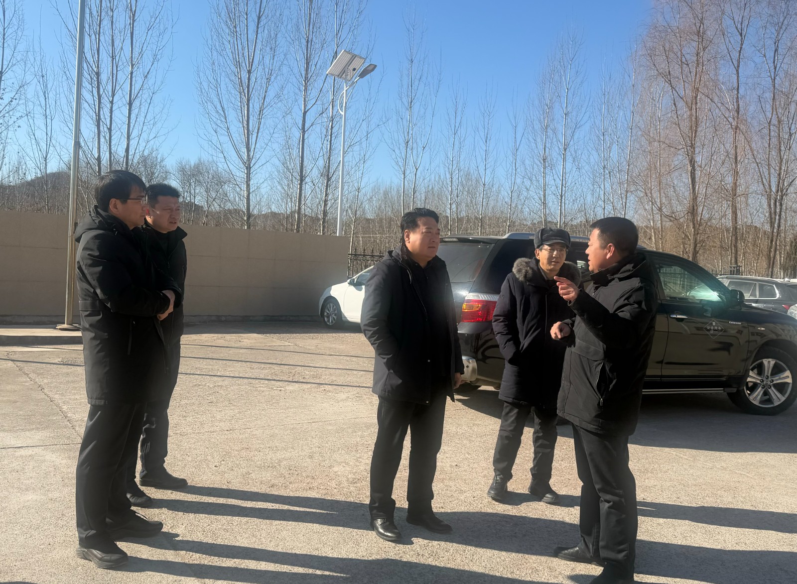 秦皇岛市林业局赴青龙县调研指导林下经济产业发展工作